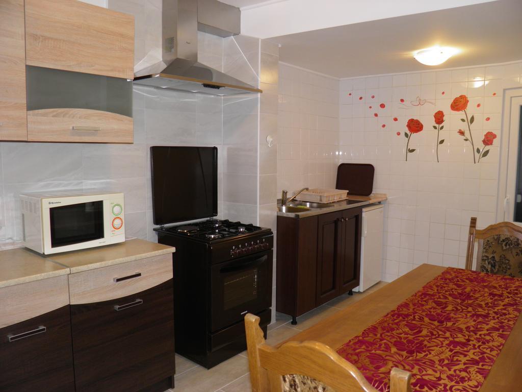 Apartman Marko Ogulin Buitenkant foto